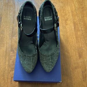 Stuart Weitzman Size 8 Gray Tweed Marianne. Good condition!